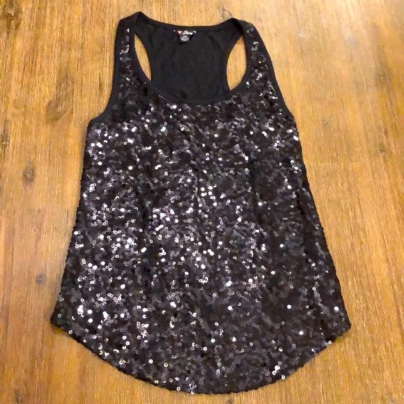 GUESS Black Sequin Top - Picture 2 of 13